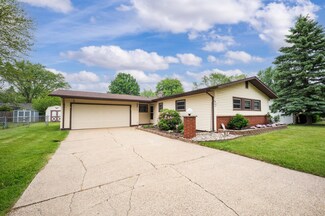 275 Benjamin St, Benton Harbor, MI 49022