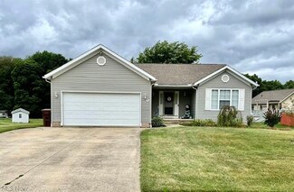1088 Duxberry Dr, Ravenna, OH 44266