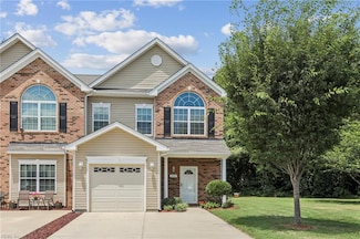 7521 Villa Ct, Gloucester Point, VA 23062
