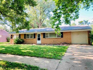 2421 Himes Rd, Manhattan, KS 66502