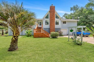 258 Pinetree Rd, Midway, GA 31320