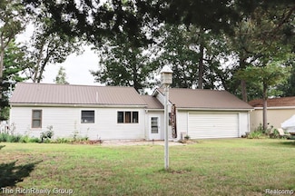 2120 Indian Lake Rd, National City, MI 48748