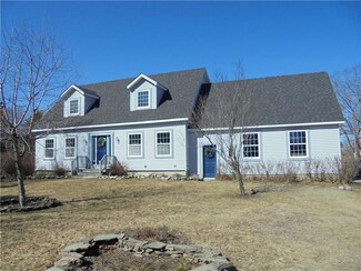 24 Bobolink Ln, Thomaston, ME 04861