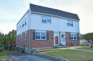 110 Baldwin Ave, Ridley Park, PA 19078