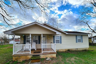 1309 Holly Ave, South Pittsburg, TN 37380