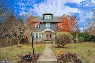11 Glenbrook Rd, Ardmore, PA 19003