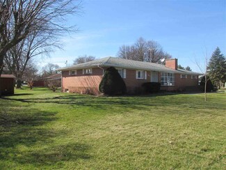 291 N Columbus St, Randolph, WI 53956