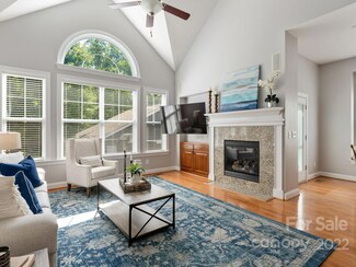 19006 Cypress Garden Dr, Davidson, NC 28036