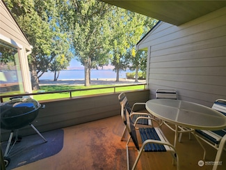 1 Beach 549-I, Manson, WA 98831