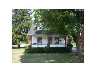221 S Hazelwood Ave, Youngstown, OH 44509