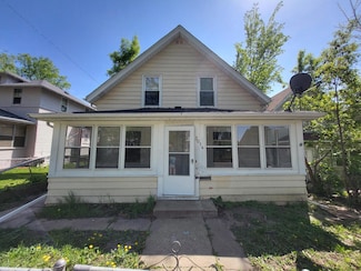 3014 Russell Ave N, Minneapolis, MN 55411