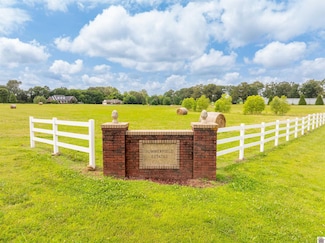 000 Neale Trail Unit Summerfield Subdivis, Murray, KY 42071