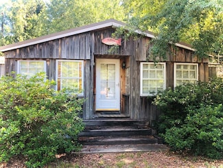 3999 Princess Pond Rd, Summerton, SC 29148