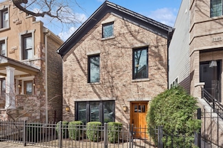 2038 N Honore St, Chicago, IL 60614
