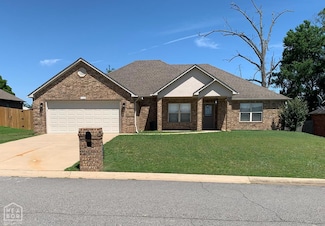102 Wildflower Dr, Beebe, AR 72012