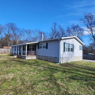 1511 Pearcy St, La Vergne, TN 37086