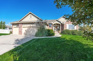 567 S Fawnwood Ct, Wichita, KS 67235