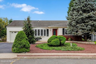 9 Harmony Rd, Toms River, NJ 08757