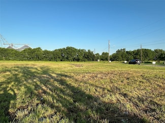 525 W Oak St, Gunter, TX 75058