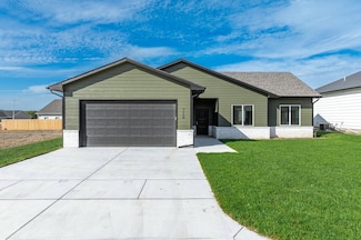 720 E Elmwood St, Park City, KS 67147