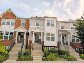 63 Nicholas Dr W, Des Plaines, IL 60016