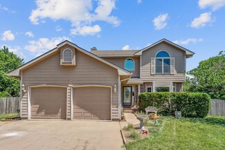 4374 N Eagle Lake Ct, Bel Aire, KS 67220
