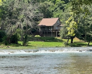 27 Miramichee Dr, Hardy, AR 72542
