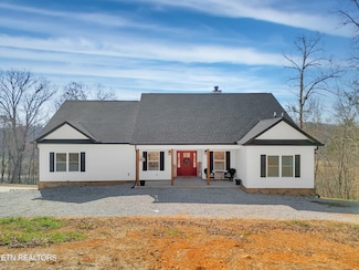 914 Skyline Dr, Harriman, TN 37748