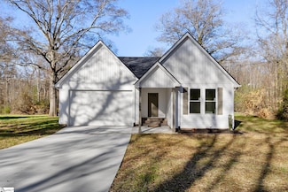 404 Burrell St, Pendleton, SC 29670