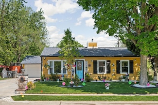 3433 Brewer Dr, Indianapolis, IN 46222
