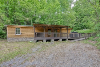 2029 Mountain Spring Way, Sevierville, TN 37876