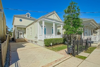 920 Dufossat St, New Orleans, LA 70115