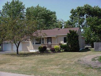 118 E Northwater St, Silver Lake, WI 53170