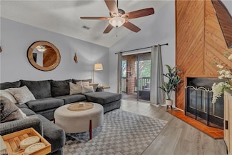 3032 Cape Henry Ct, Virginia Beach, VA 23451