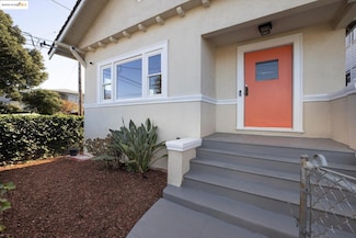 1641 E 20th St, Oakland, CA 94606