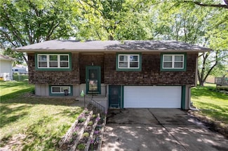5505 Ripley St, Saint Joseph, MO 64506
