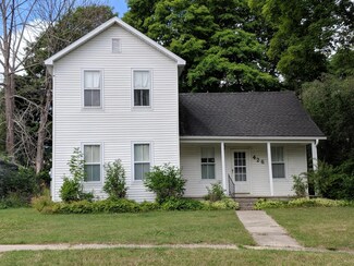 426 N Marley St, Saint Ignace, MI 49781