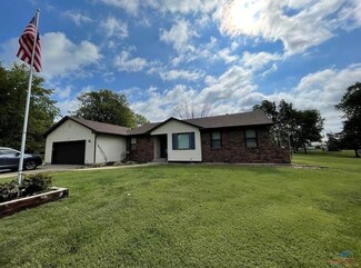 1204 E Green St, Clinton, MO 64735