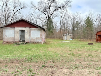 274 E Huston, Idlewild, MI 49642