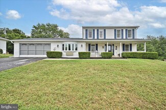 10 Riverview Dr, Middletown, PA 17057