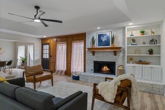 1713 Whispering Creek Ct, Edmond, OK 73013