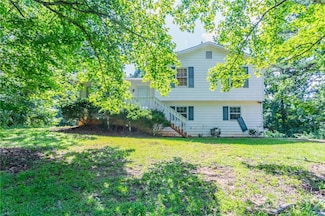 140 Beverly Park Ct, Newnan, GA 30263