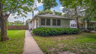 303 West St, Monroe Center, IL 61052