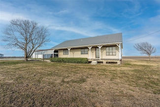 574 Hcr 2348, Abbott, TX 76621