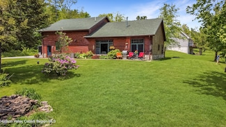 43 Terns Rd, Haines Falls, NY 12436