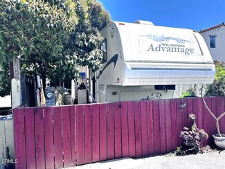 4725 9th St Unit 4, Carpinteria, CA 93013
