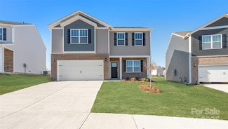 830 Adelston Ln, Asheville, NC 28804