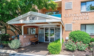 1931 N Cleveland St Unit 505, Arlington, VA 22201