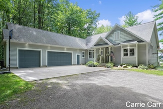 12185 Hart St NE, Greenville, MI 48838