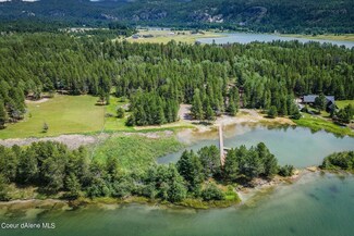 102 Bishops Bay Ln, Sagle, ID 83860